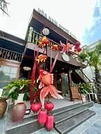 Hòa Nam Hotel