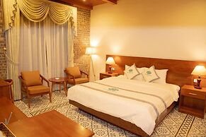 Hòa Nam Hotel