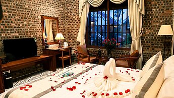 Hòa Nam Hotel