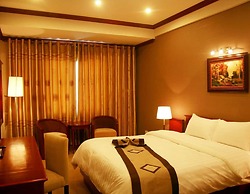 Hòa Nam Hotel