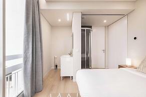 Bay View Penthouse by Olala Home