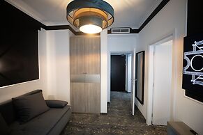 Opera Hotel