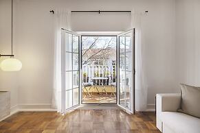 Coral Apartment by Olala Homes