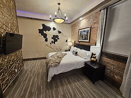 Eaglescape Suites and Event Center