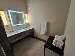 Eaglescape Suites and Event Center