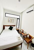 HERO HOSTEL & BILLIARDS