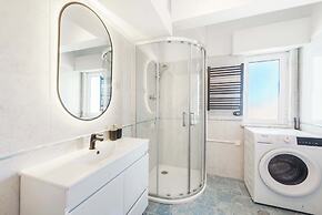 Equador Superior Suites by Olala Homes