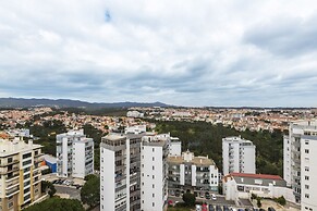 Equador Superior Suites by Olala Homes
