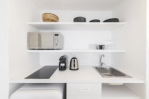 Equador Superior Suites by Olala Homes