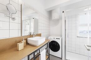 Equador Superior Suites by Olala Homes