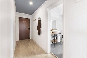 Equador Superior Suites by Olala Homes