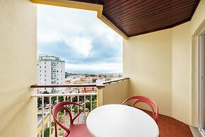 Equador Superior Suites by Olala Homes