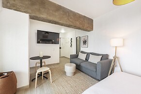 Equador Studios by Olala Homes