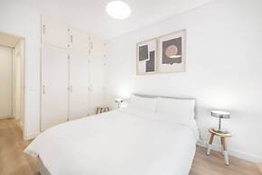 Green Apartment by Olala Homes