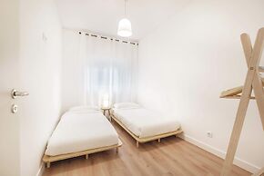Green Apartment by Olala Homes