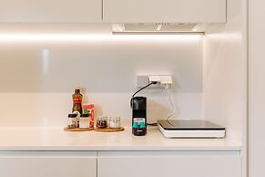 Luz Apartment by Olala Homes