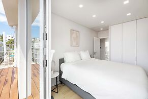 Ocean Apartment by Olala Homes