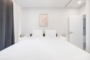 Ocean Apartment by Olala Homes
