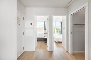Ocean Apartment by Olala Homes