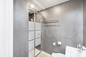 Ocean Apartment by Olala Homes