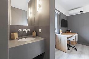 Rainbow Suites by Olala Homes
