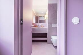 Rainbow Suites by Olala Homes