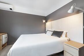 Rainbow Suites by Olala Homes