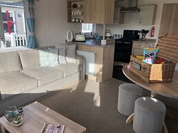 Luxury Pet Friendly Hot Tub Breaks at Tattershall