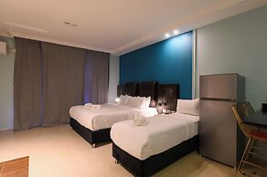 Marina Beach Hotel