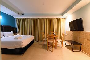 Marina Beach Hotel