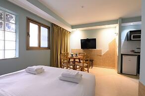Marina Beach Hotel