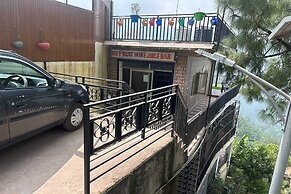 N V Villa Homestay