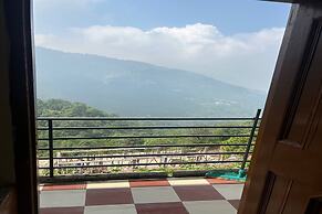 N V Villa Homestay