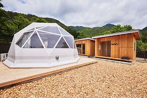 Dots by Dot Glamping Suite 001