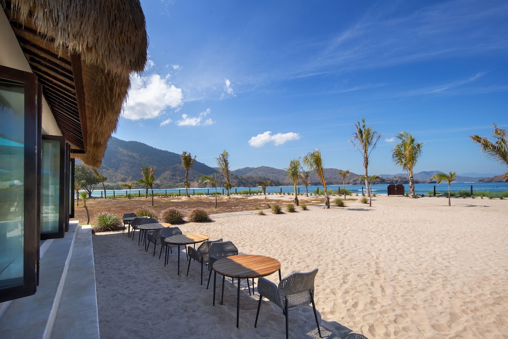 Mocean Beach Resort