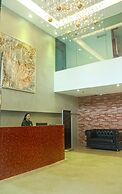 Wesfame Suites