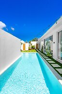 Casa Blanca Villa by Betterplace