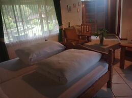 Dik Dik Hotel