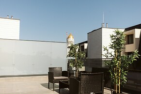 Dec Apartments