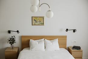 Dec Apartments