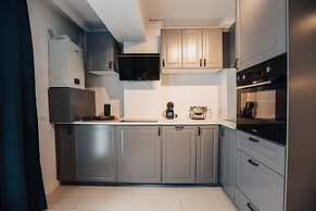 Dec Apartments