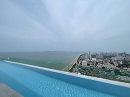 Copacabana Jomtien Beach Condo
