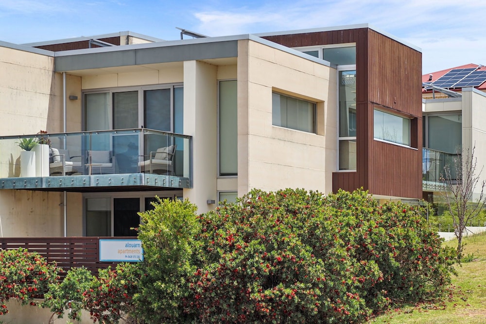 Alouarn Apartments