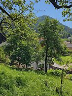Charming Bella Hideout - Adults Only