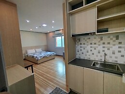 Emmaus condotel