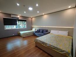 Emmaus condotel