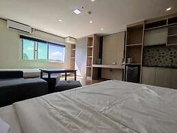 Emmaus condotel