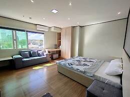 Emmaus condotel