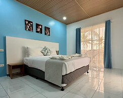 Lanas Beach Resort - Carabao Island