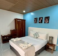 Lanas Beach Resort - Carabao Island